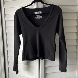 Big Bud Press V-neck Basic Black Long Sleeve Tee